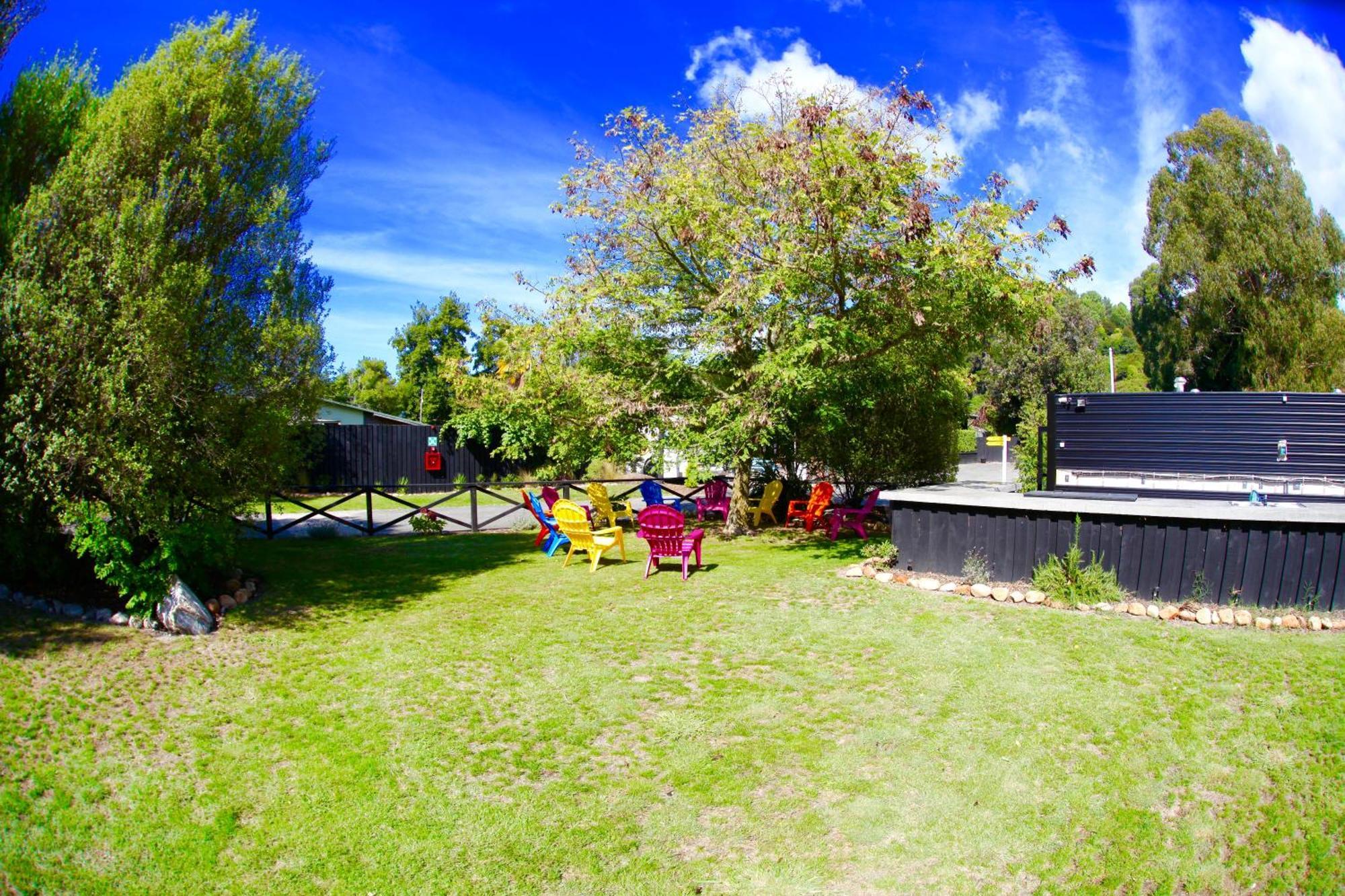 Adventure Inn Marahau Buitenkant foto